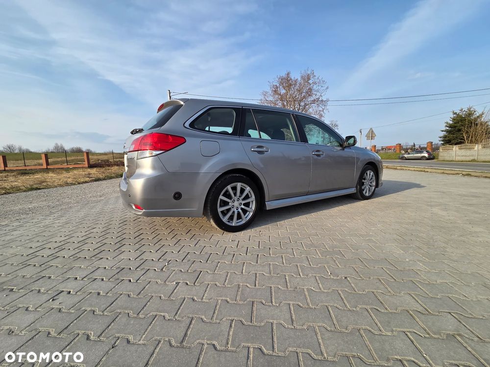 Subaru Legacy - 27