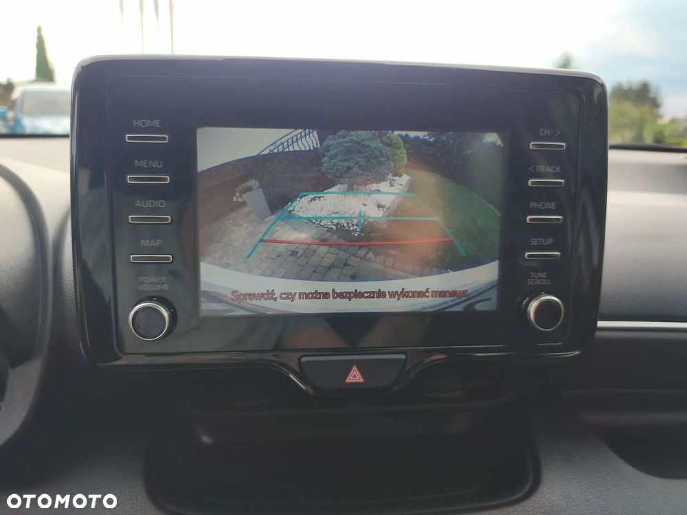 Toyota Yaris 1.5 Comfort - 23