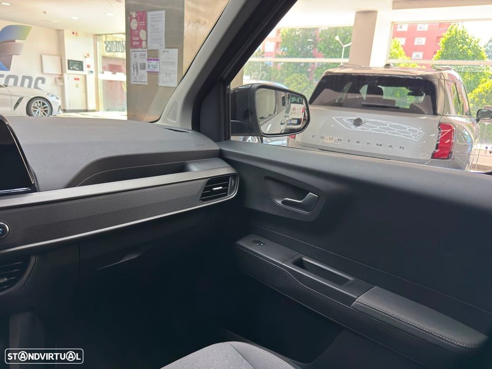 Ford Tourneo Courier 1.0 EcoBoost Titanium - 40