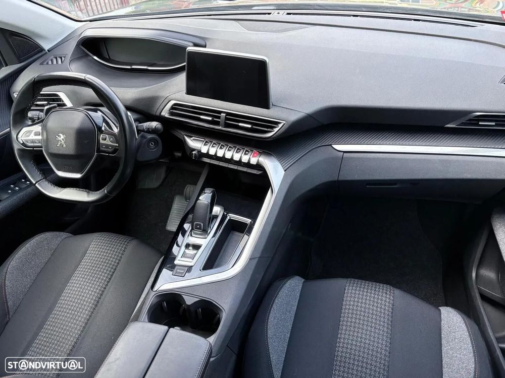 Peugeot 3008 1.2 PureTech Allure EAT8 - 31