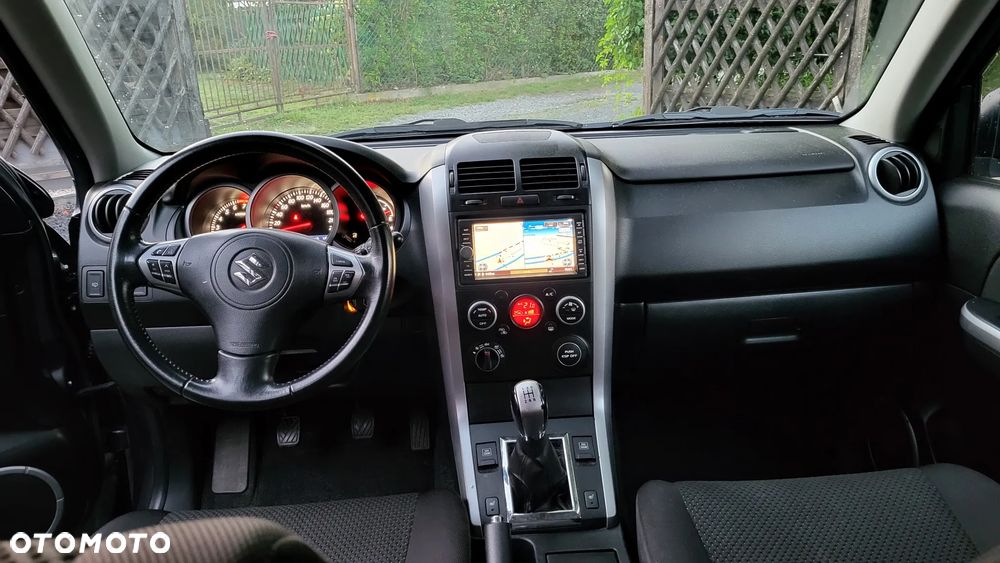 Suzuki Grand Vitara 2.4 Premium - 5