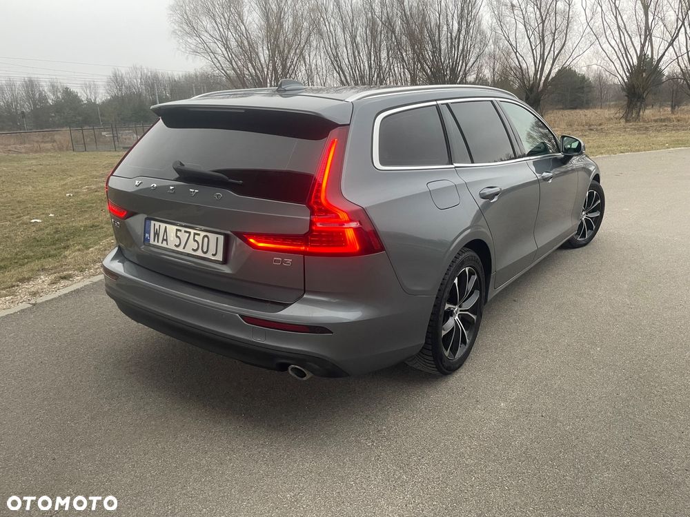 Volvo V60 D3 Geartronic Momentum - 8