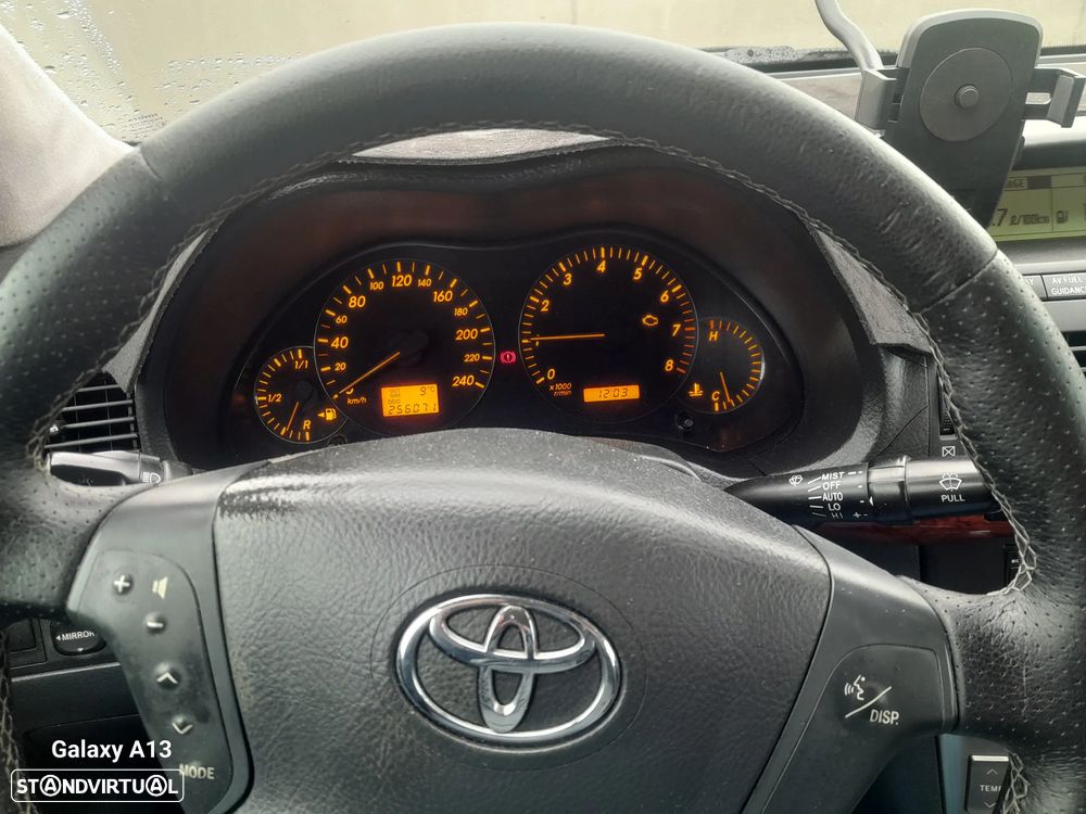 Toyota Avensis - 3
