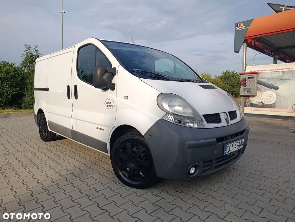 Renault Trafic - 2