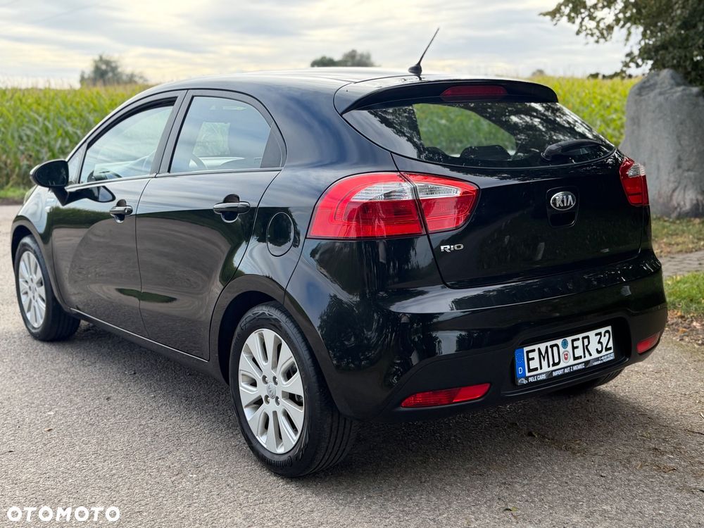 Kia Rio 1.2 Dream-Team Edition - 3