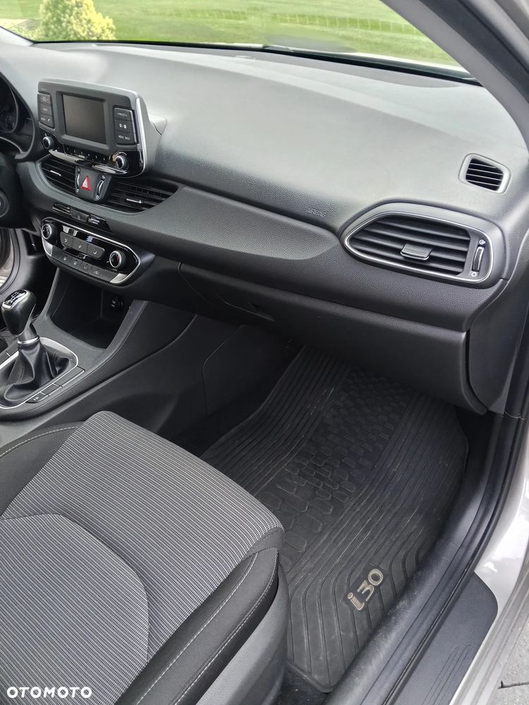 Hyundai i30 - 13