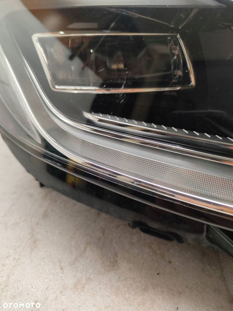jaguar i-pace x590 mid led przód strona prawa j9d313w029ec - 2
