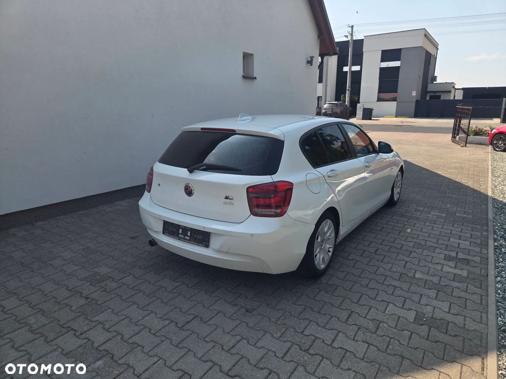 BMW Seria 1 116d Sport Line - 6