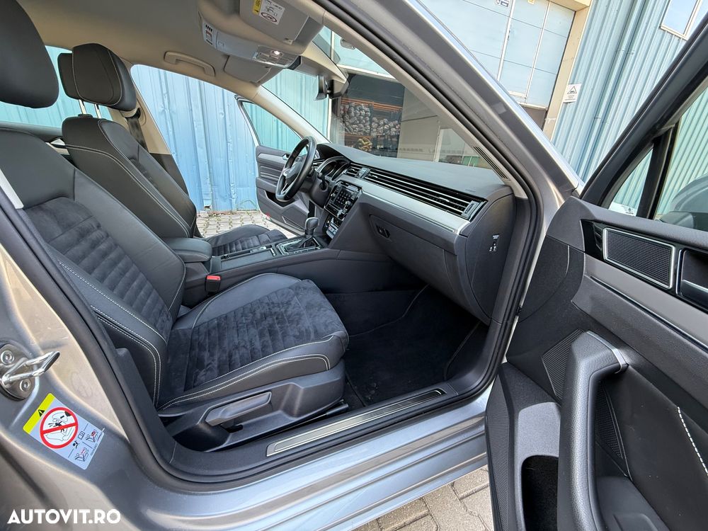 Volkswagen Passat 2.0 TDI DSG Highline - 16