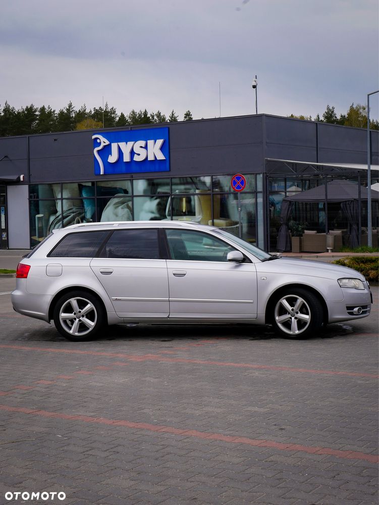 Audi A4 Avant - 4