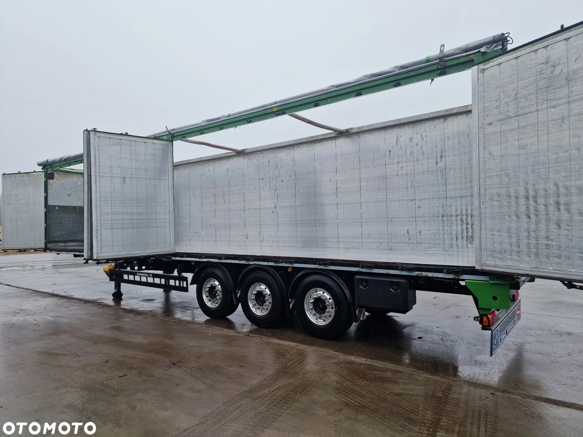Schwarzmuller Ruchoma podłoga OTWIERANY BOK 8200 kg 2016 rok - 15