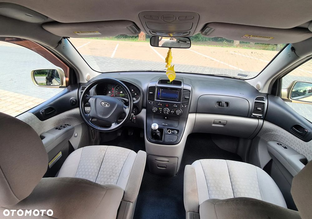 Kia Carnival 2.9 CRDi Tour - 18