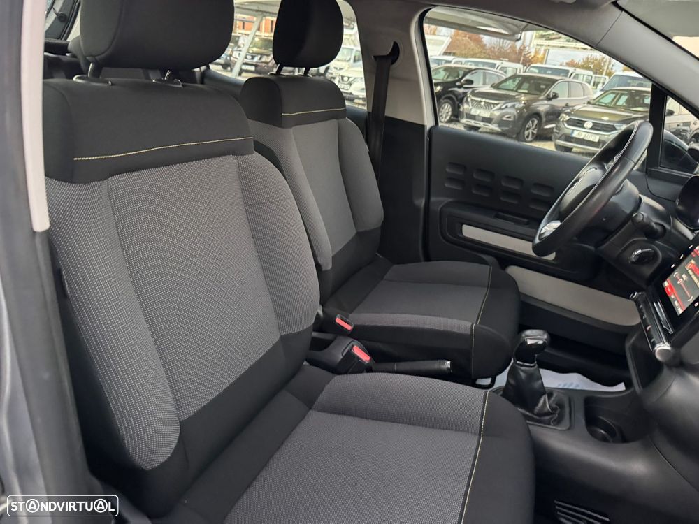 Citroën C3 1.2 PureTech Shine - 10