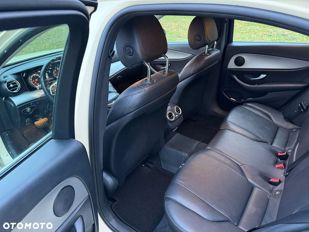Mercedes-Benz Klasa E 200 d 9G-TRONIC - 6