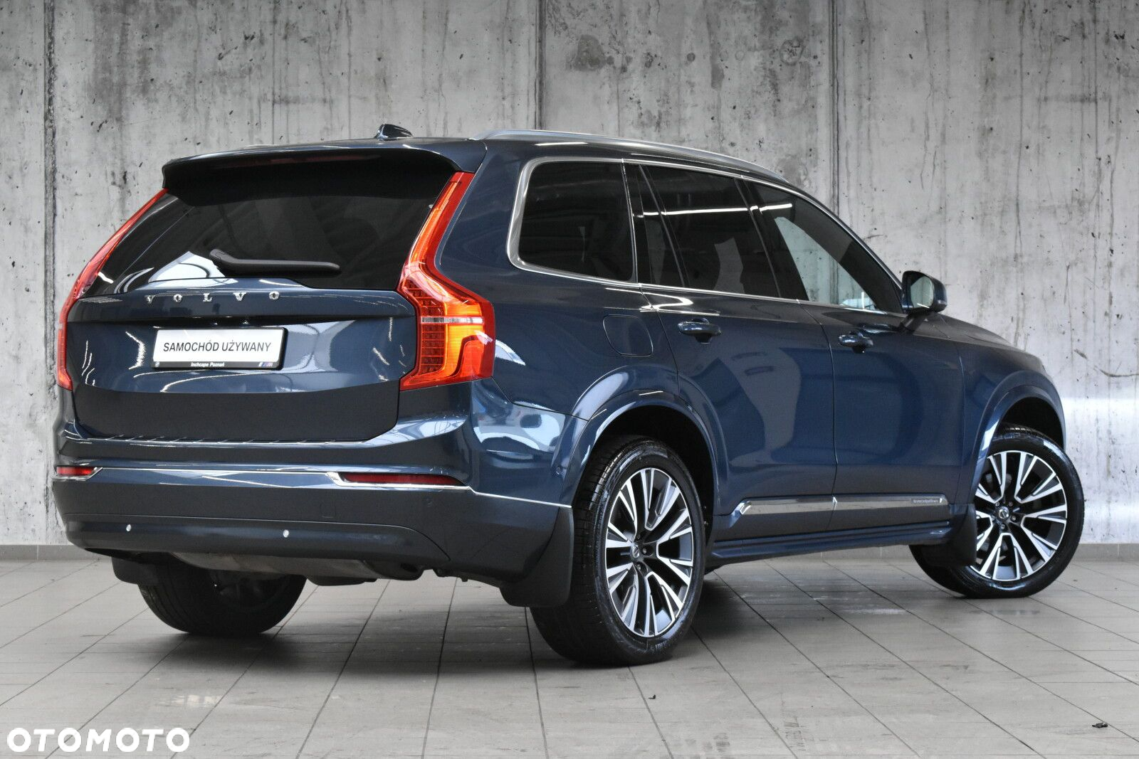 Volvo XC 90 - 2