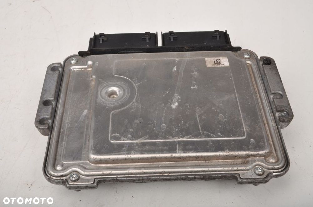 FOCUS MK3 1.0 KOMPUTER SILNIKA CV61-12A650-AMH - 2