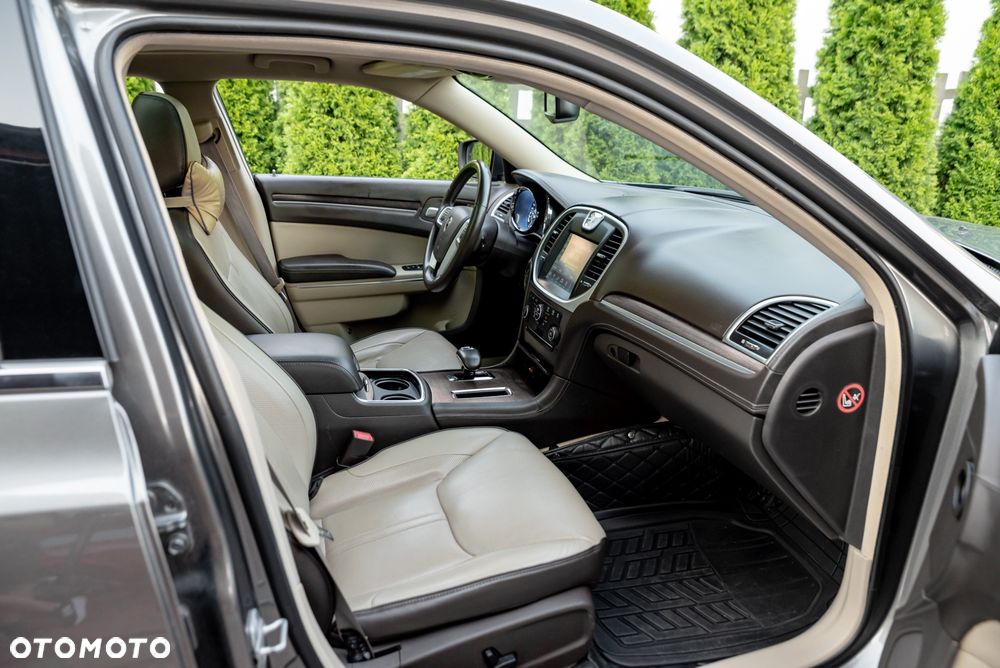 Lancia Thema 3.6 Platinum - 21