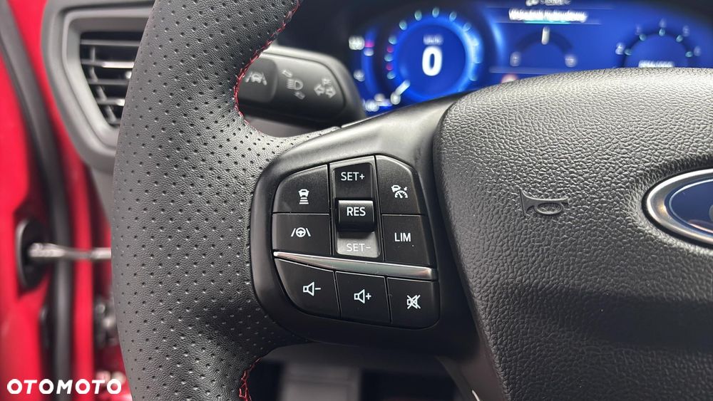 Ford Focus 1.0 EcoBoost Hybrid ST-LINE X - 16