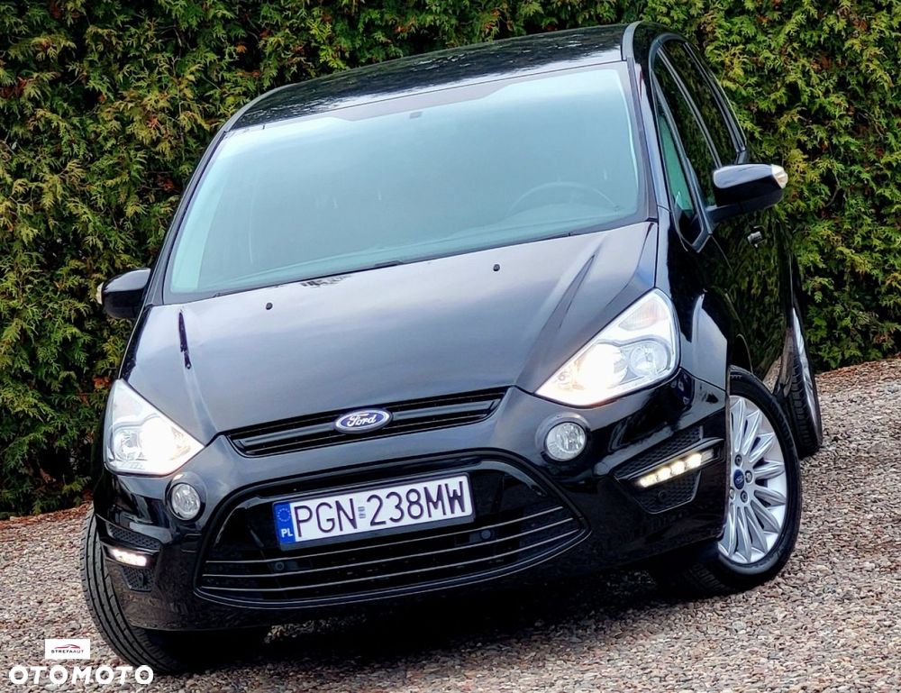 Ford S-Max - 17