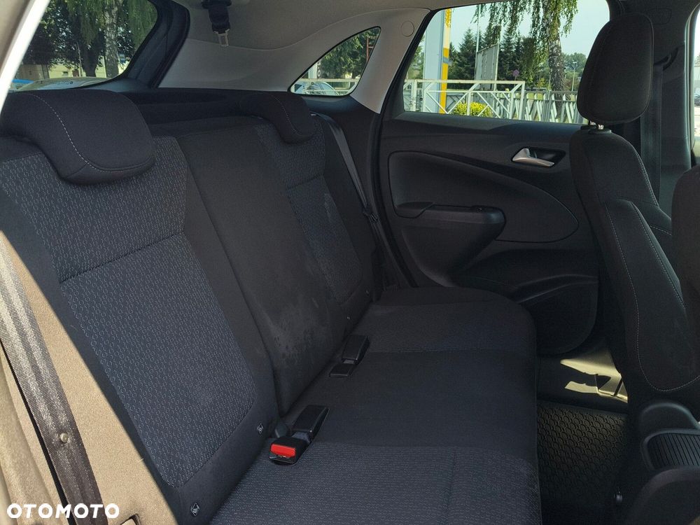 Opel Crossland X - 15