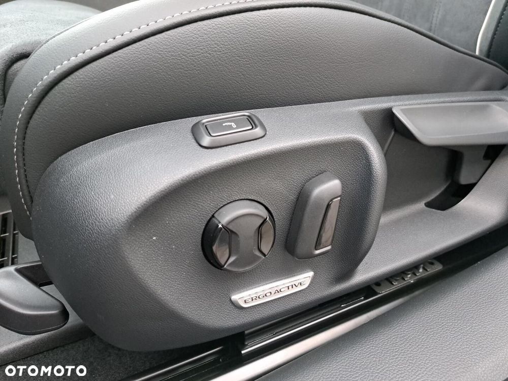 Volkswagen Passat Variant - 21