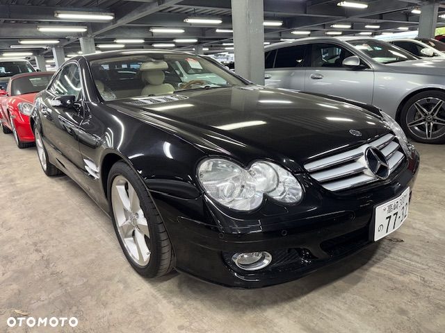 Mercedes-Benz SL - 11