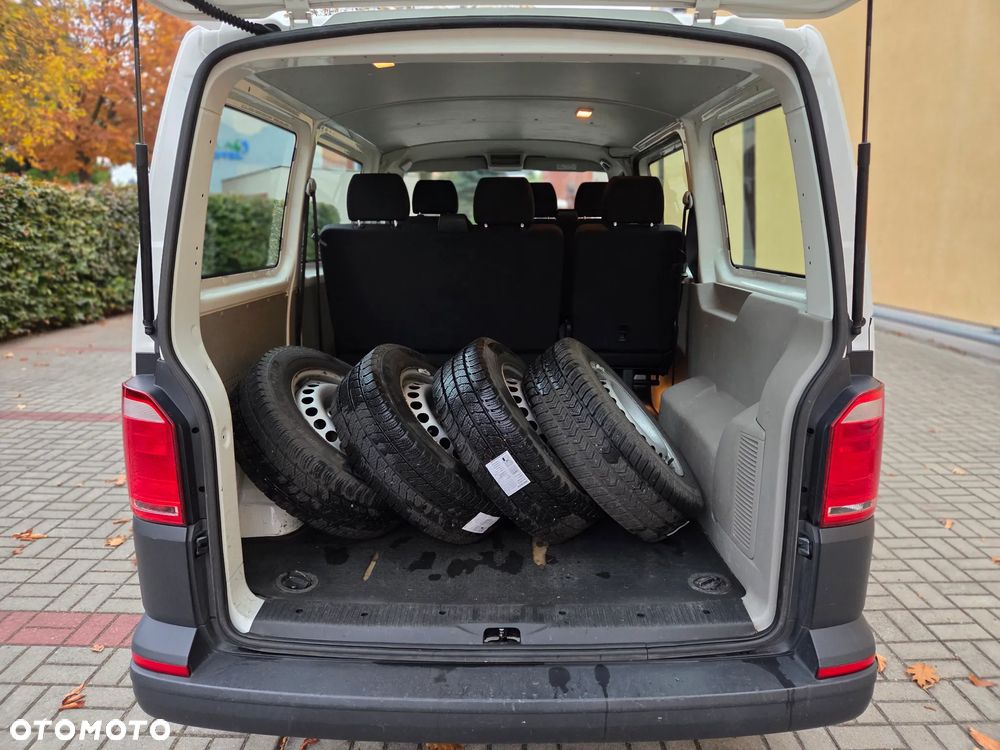 Volkswagen Transporter - 18