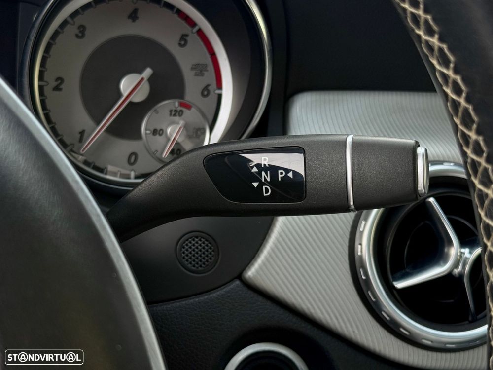 Mercedes-Benz GLA 200 CDI Urban Aut. - 16