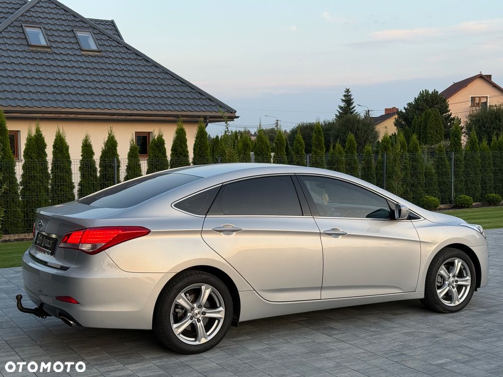 Hyundai i40 2.0 GDI Comfort + - 24