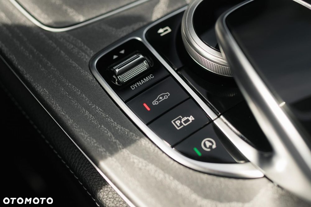 Mercedes-Benz CLS 400 d 4-Matic 9G-TRONIC - 29