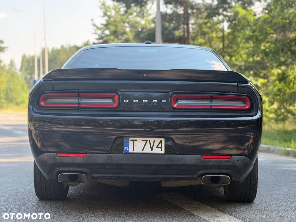 Dodge Challenger - 20