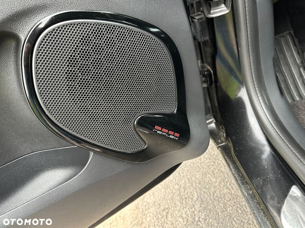 Renault Clio 1.2 16V 75 LIMITED - 31