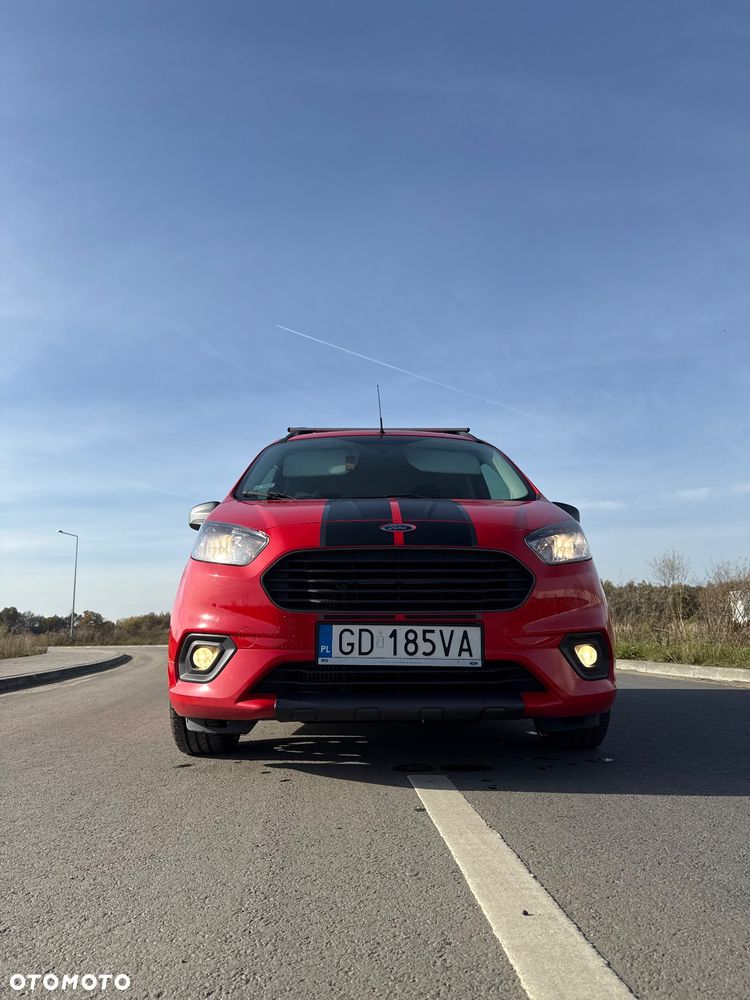 Ford Tranzit Courier - 21