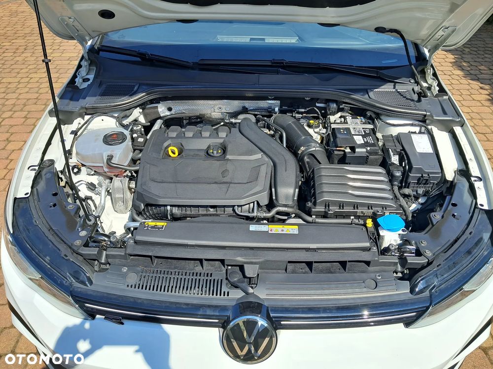 Volkswagen Golf 1.5 TSI OPF R-Line - 12