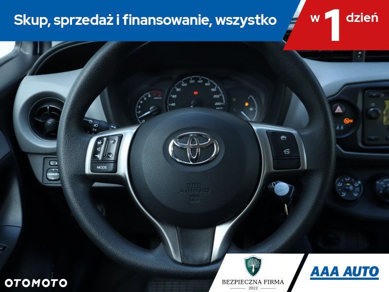 Toyota Yaris - 18