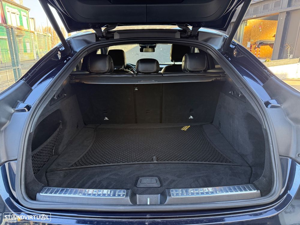 Mercedes-Benz GLC 220 d Coupe 4Matic 9G-TRONIC AMG Line - 12