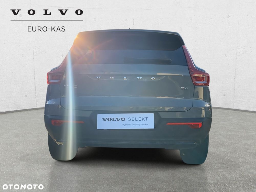 Volvo XC 40 - 6