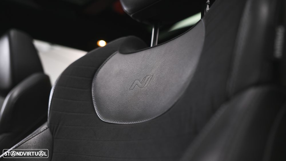 Hyundai i30 N 2.0 T-GDi Performance Pack - 60