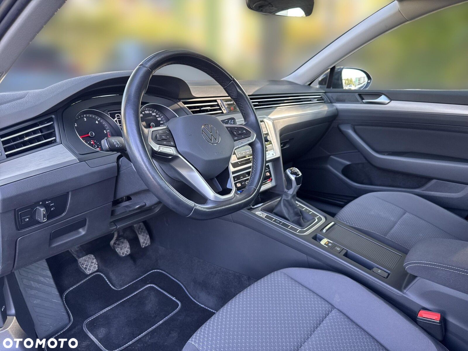 Volkswagen Passat 2.0 TDI EVO Essence - 9