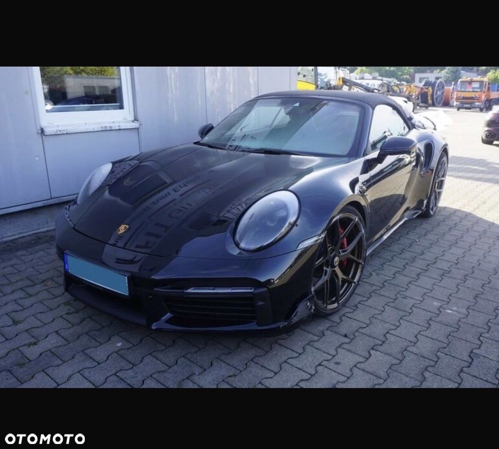 Porsche 911 Carrera Turbo - 1