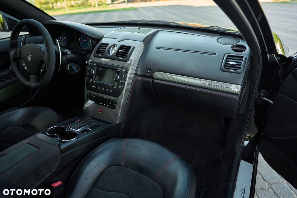 Maserati Quattroporte Sport GT S Automatic - 38