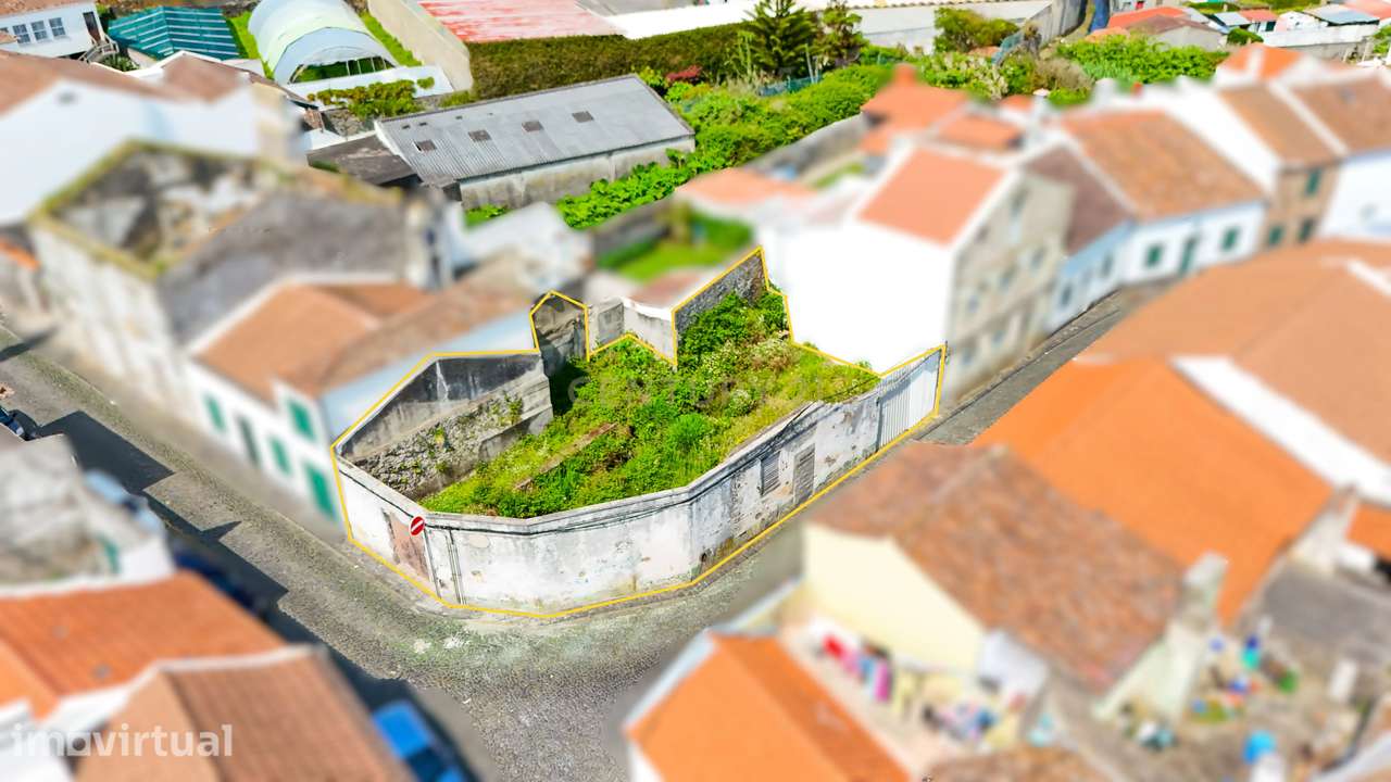 Oportunidade de Investimento - Ruína para Reabilitação no Centro da Ri - Grande imagem: 2/17