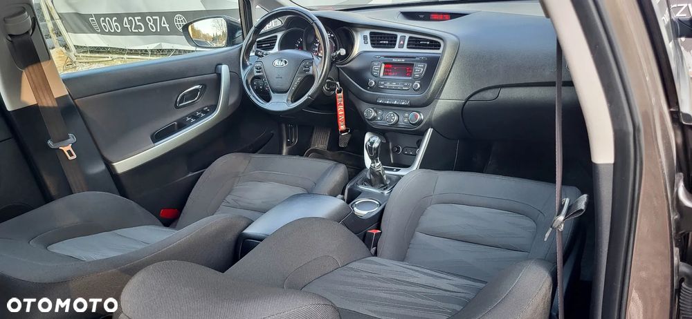 Kia Ceed 1.6 CRDi 128 Vision - 16