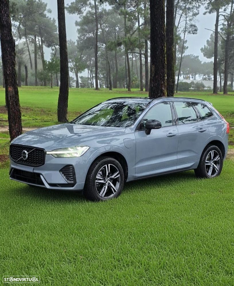 Volvo XC 60 2.0 T6 PHEV R-Design AWD - 3