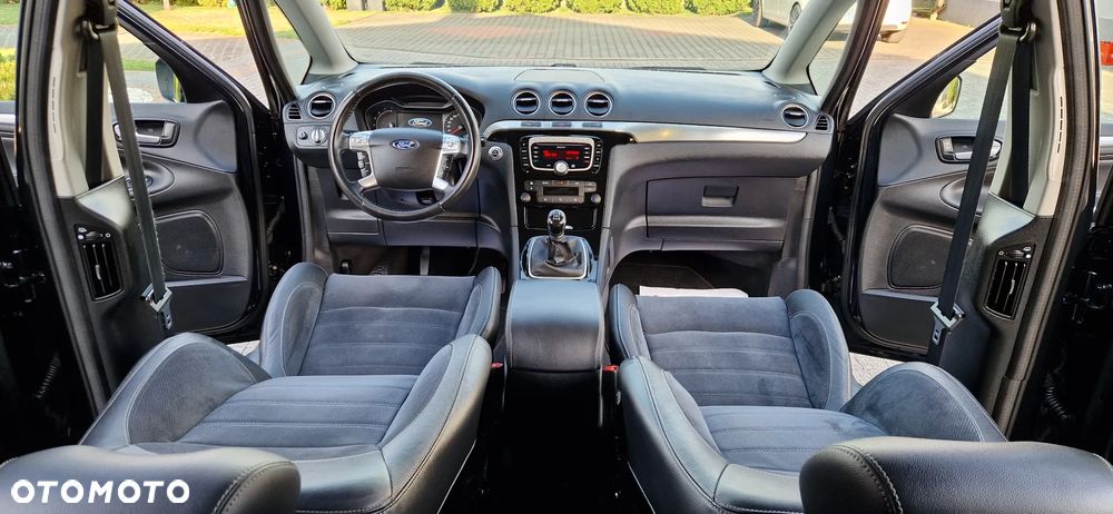 Ford S-Max - 27