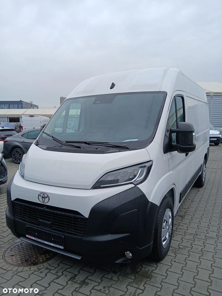 Toyota Proace MAX - 12