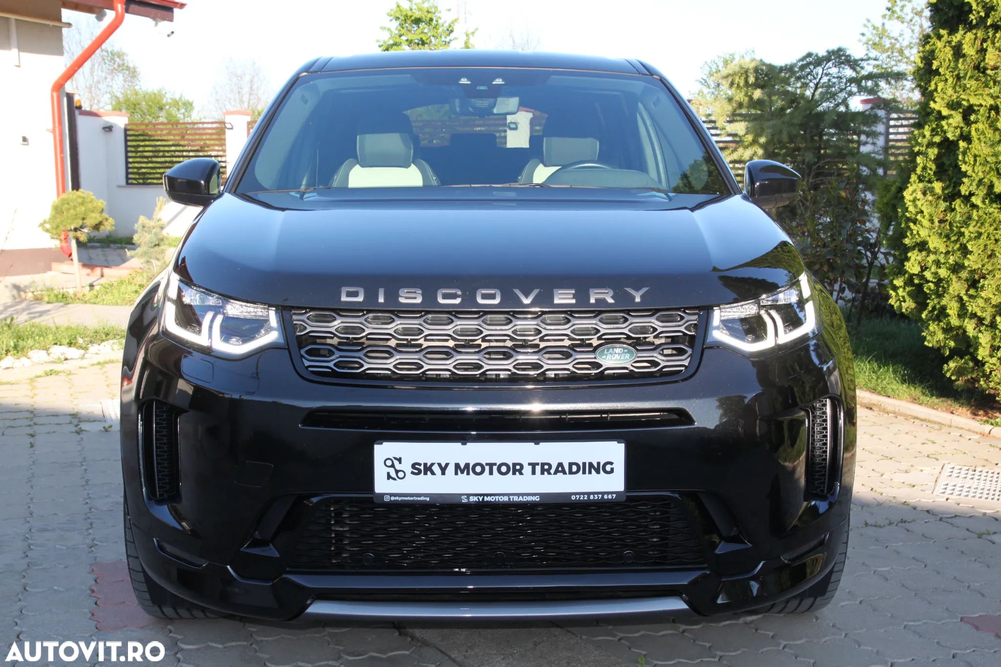Land Rover Discovery Sport 2.0 D180 R-Dynamic MHEV SE - 1
