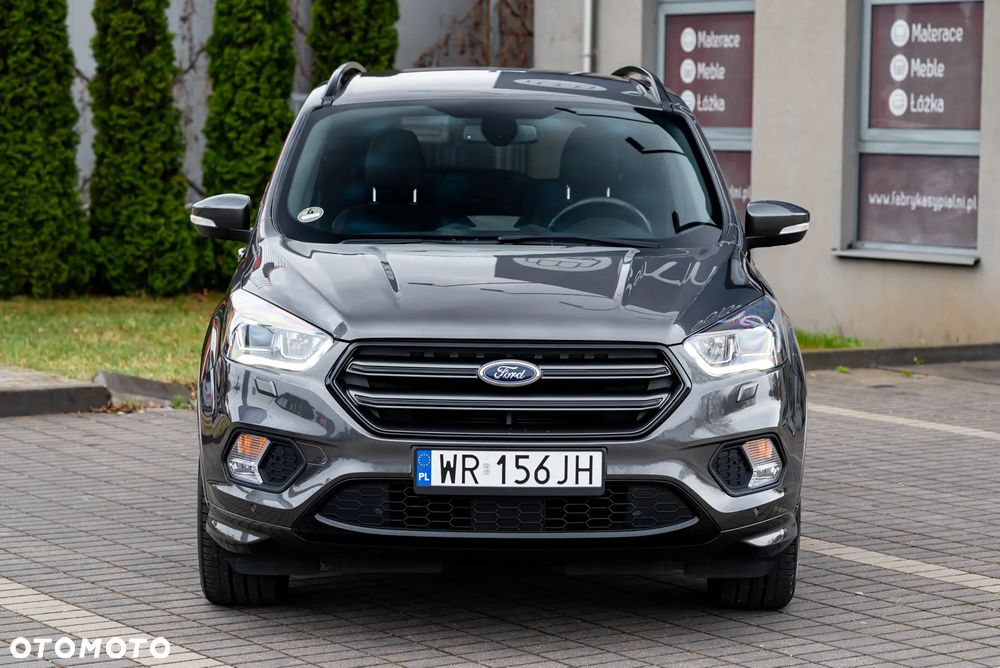Ford Kuga 1.5 EcoBoost 2x4 ST-Line - 38