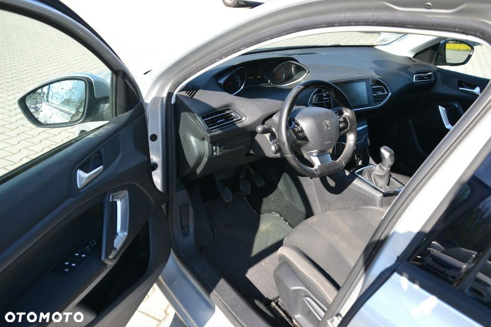 Peugeot 308 - 14
