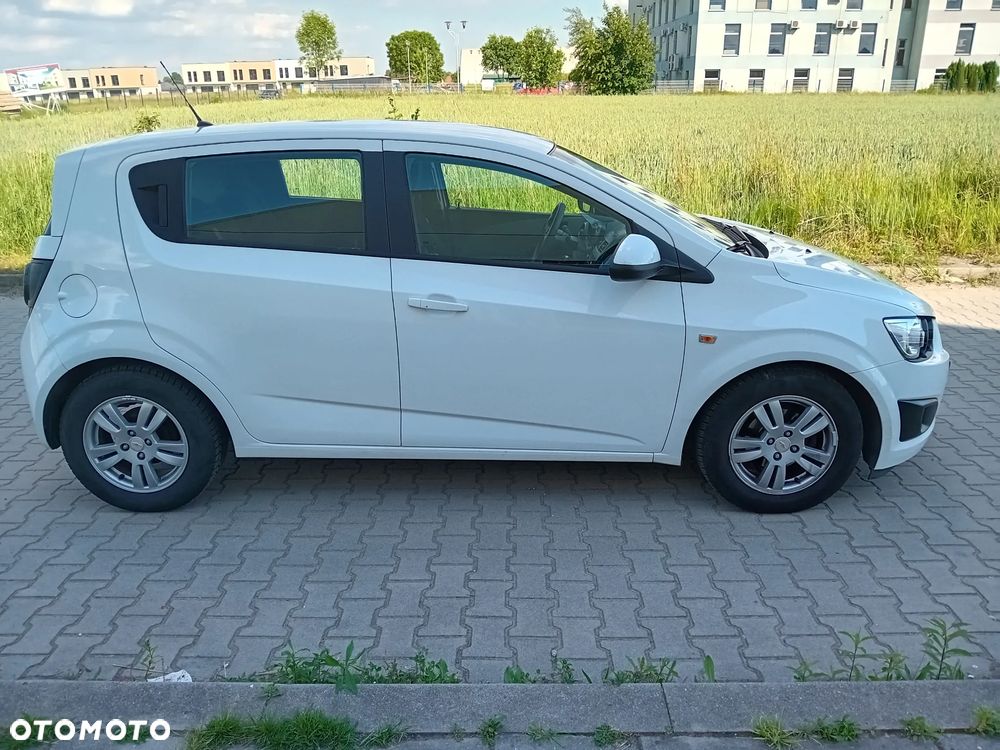 Chevrolet Aveo 1.2 LT+ - 8